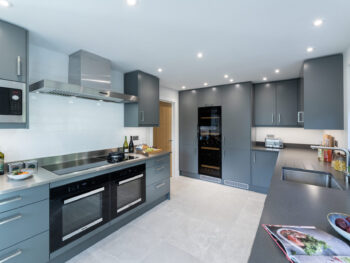 Monochromatic design - Anna Auzins - Wimbledon Interior Designer
